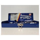 Fullet ratchet and socket set