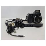 Kodak share digital camera w/ charge base/cord