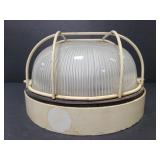 Industrial light fixture