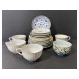 Lot of assorted vintage teacups and saucers