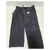 All in motion size small capri