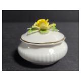 Tiny Royal Doulton bone china trinket boxboxp