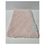 Project 62 bath rug in pink