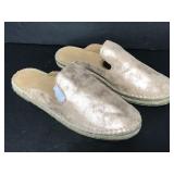 Metallic rose gold slip on boat shoes size 8