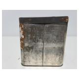 Old vintage Lipton tea tin