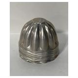 Lot of 6 mini metal molds