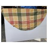 Round fall earth tone table cloth