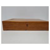 Wood cutlery box