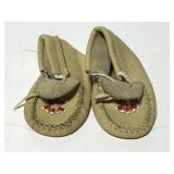 Vintage Guilmox baby moccasins