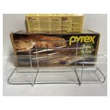 New vintage Pyrex bake-a-round