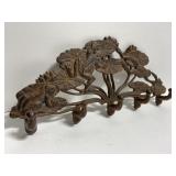 Frogs on lily pads cast meta wall hook