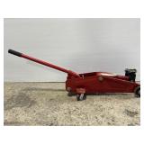 Red auto jack