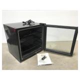 Avanti Little Tavern wine bar cooler fridge