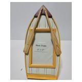 Wood boat shaped 3in x 5in frame