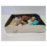 Old vintage childrens pretend kitchen/house toys