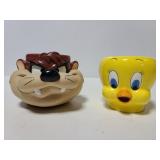 Vintage tweety bird & Tasmanian Devil mugs