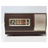 Vintage Seth Thomas speed read flip clock
