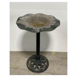 Vtg painted wrought iron lily pad bird bath