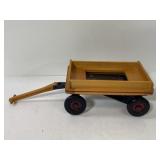 Small wooden wagon photo frame