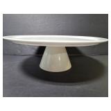 Red Vanilla white ceramic cake stand