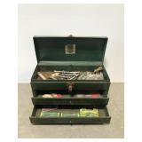 Park green metal tool chest