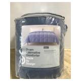 Down alternative full/queen bed blue comforter