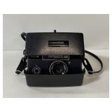 Vintage Kodak x90 instamatic camera w/ case