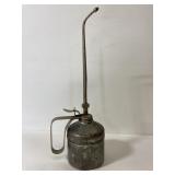 Vintage oil can