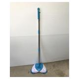 Hurricane spin broom