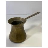 Antique brass pub house measured pour cup