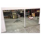 2 Glass mirror panels