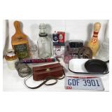 Antique booth overflow lot