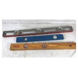 3 Carpenters levels
