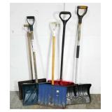 Lot of 5 snow shovels