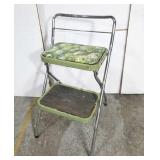 Retro folding stepstool chair