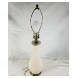 Ceramic vase style table lamp
