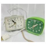 Vintage electric alarm clocks lot