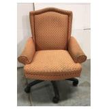 Oversized upholstered office chair