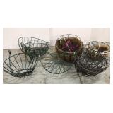 Lot of wire flower planter baskets