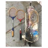 Badminton set