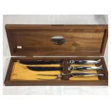 Carvel vintage carving set in walnut case