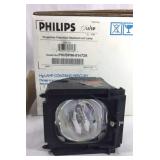 Projection television replacement lamp module