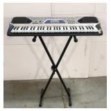 Casio keyboard w/ stand