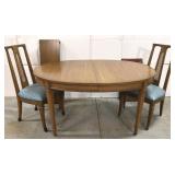 Drexel dining table w/ chairs & leaf
