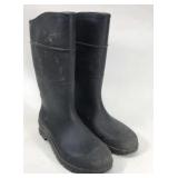 Men’s size 11 rubber boots