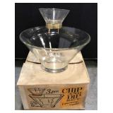 Vintage chip & dip set in original box