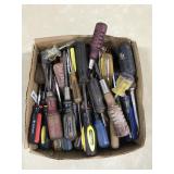 Flat screwdriver lot 106