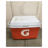 Gatorade Rubbermaid cooler