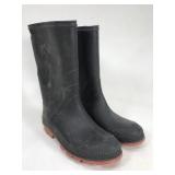 Women’s size 5 rubber boots