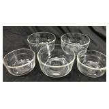 Pyrex glass bowls